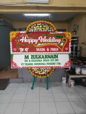 Papan Bunga di Bobos Legonkulon